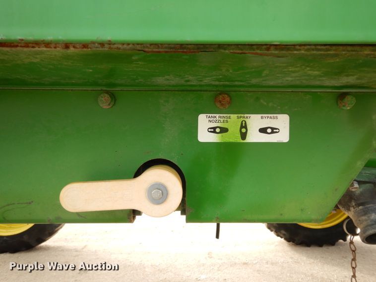 image for item DM2802 2001 John Deere 4710  sprayer