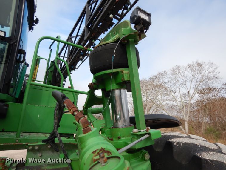 image for item DM2802 2001 John Deere 4710  sprayer