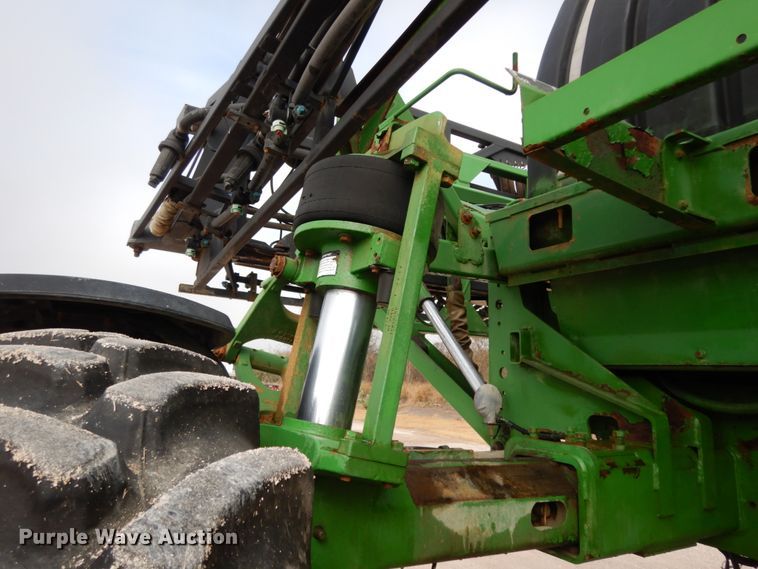 image for item DM2802 2001 John Deere 4710  sprayer