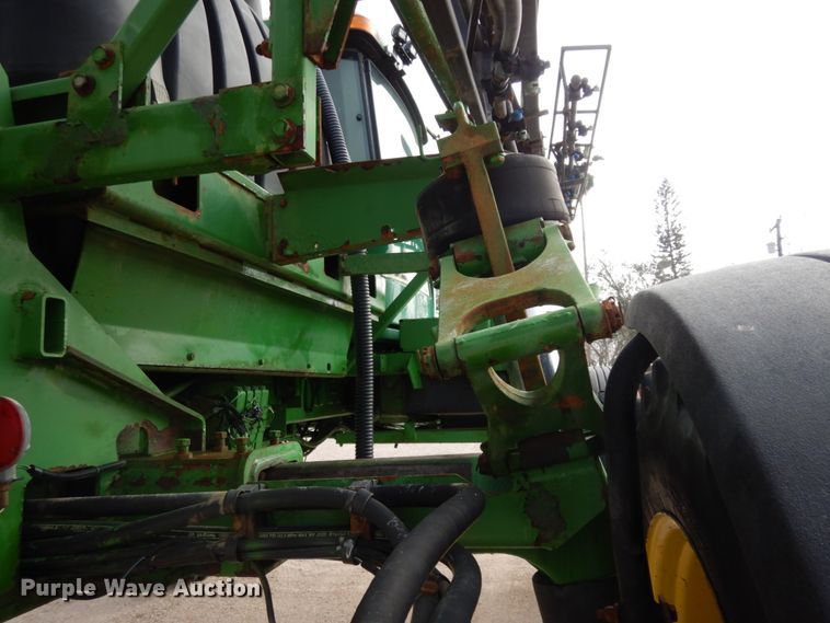 image for item DM2802 2001 John Deere 4710  sprayer