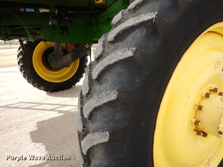 image for item DM2802 2001 John Deere 4710  sprayer