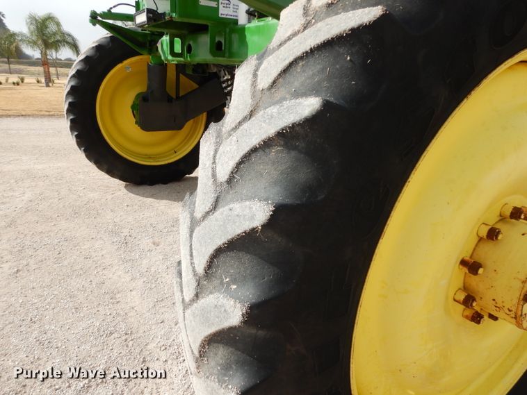 image for item DM2802 2001 John Deere 4710  sprayer