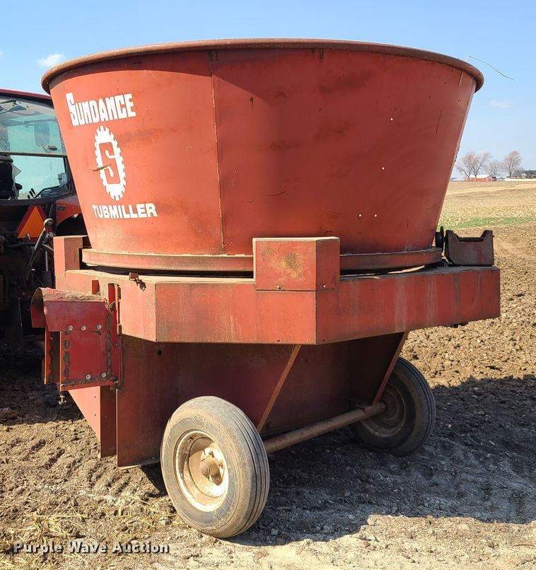 image for item DN6215 Sundance Tubmiller bale processor