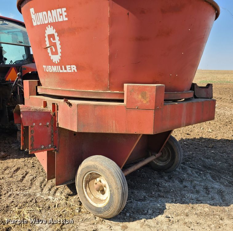 image for item DN6215 Sundance Tubmiller bale processor