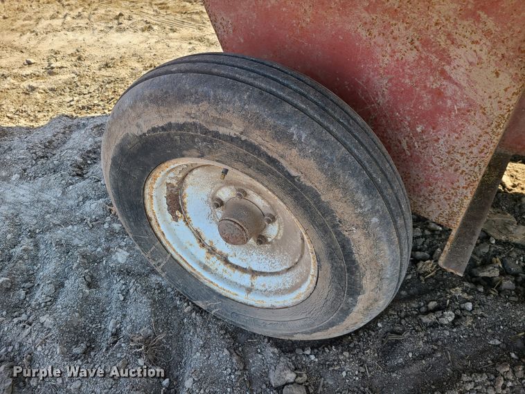 image for item DN6215 Sundance Tubmiller bale processor