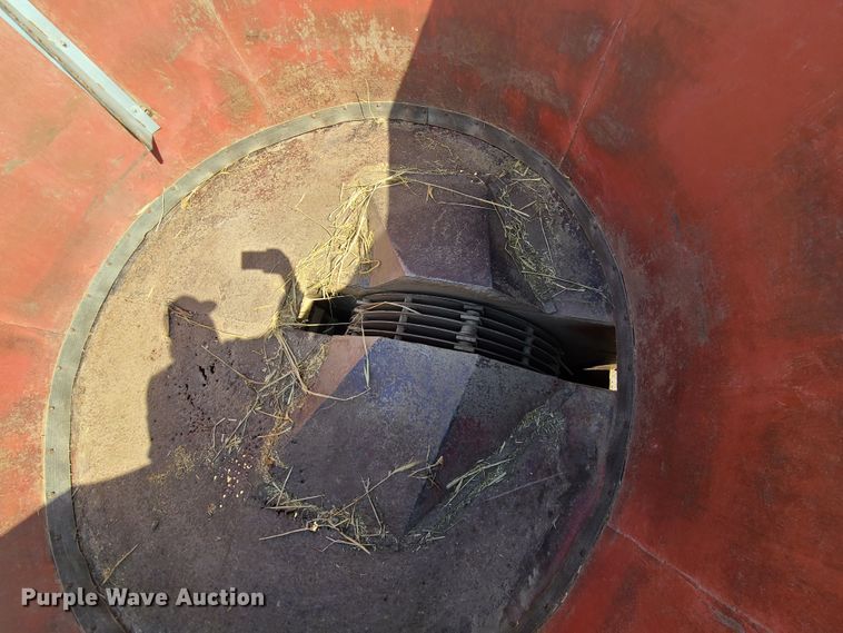 image for item DN6215 Sundance Tubmiller bale processor