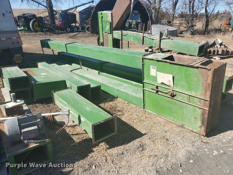 image for item EY9670 Hi-Plains elevator leg