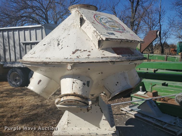 image for item EY9670 Hi-Plains elevator leg