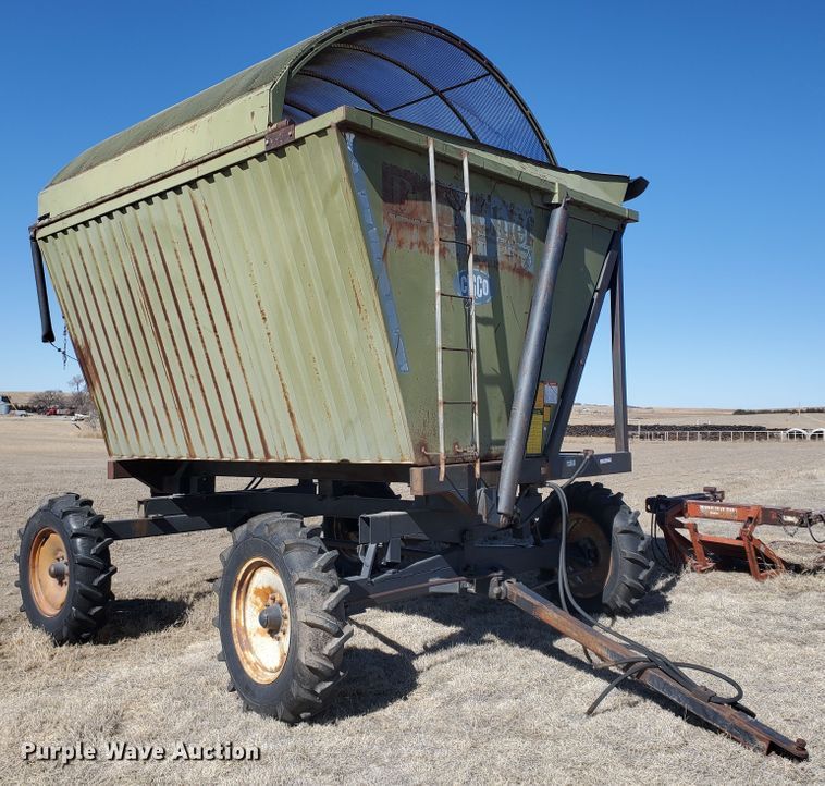 image for item EY9672 Dump Chief 7000 side dump wagon