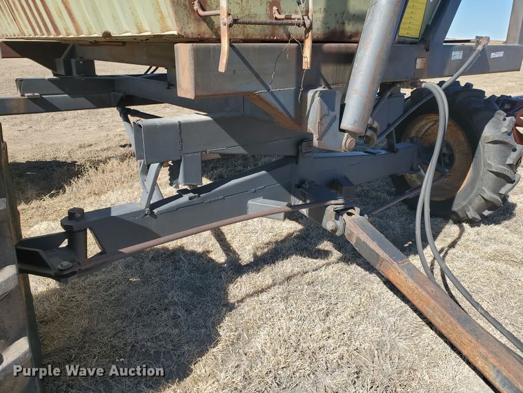 image for item EY9672 Dump Chief 7000 side dump wagon