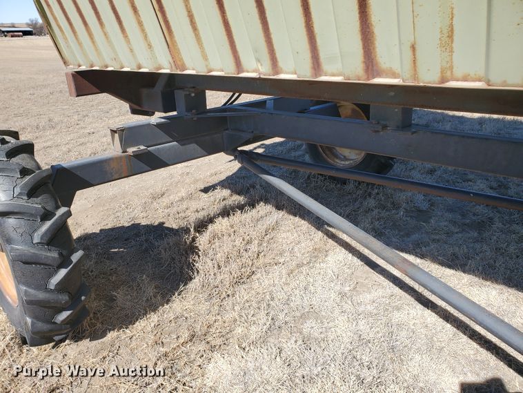 image for item EY9672 Dump Chief 7000 side dump wagon