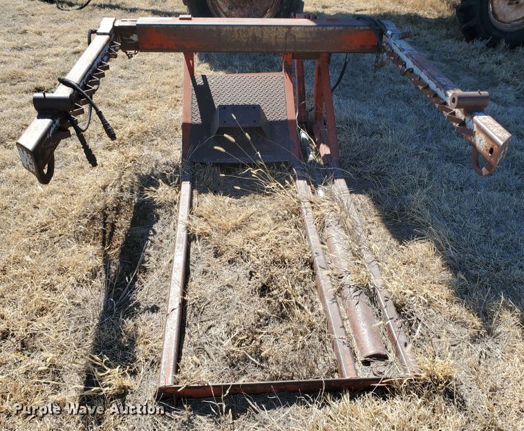 image for item EY9673 DewEze bale carrier