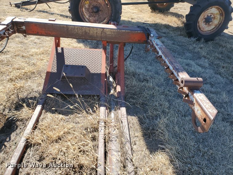 image for item EY9673 DewEze bale carrier