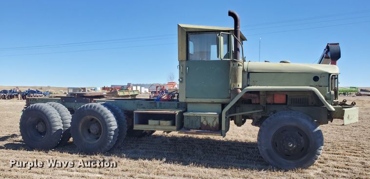 image for item EY9679 1970 Kaiser XM813  semi truck