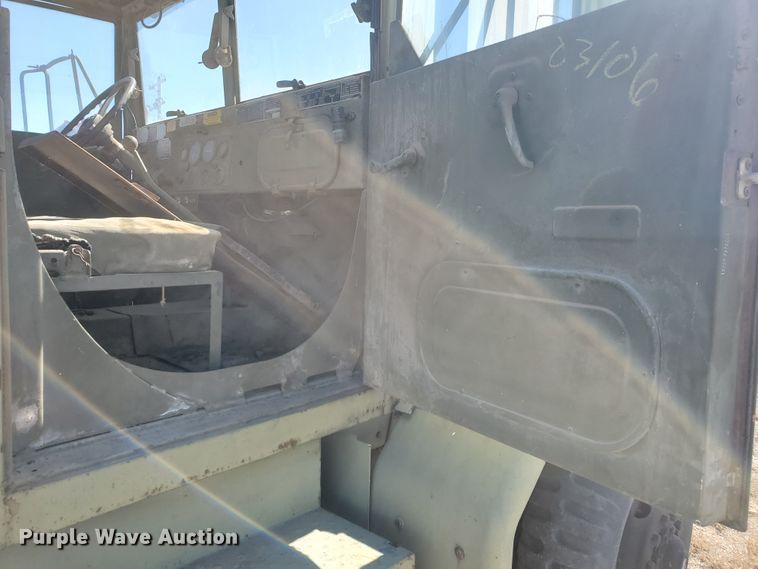 image for item EY9679 1970 Kaiser XM813  semi truck