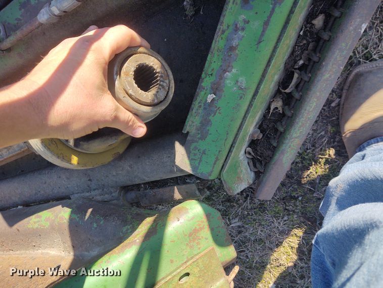 image for item FY9837 John Deere 1518 batwing rotary mower