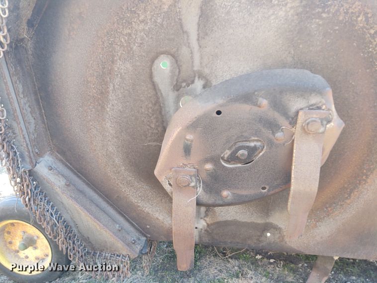 image for item FY9837 John Deere 1518 batwing rotary mower