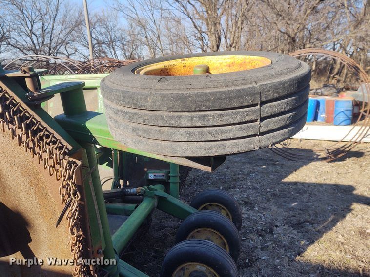 image for item FY9837 John Deere 1518 batwing rotary mower