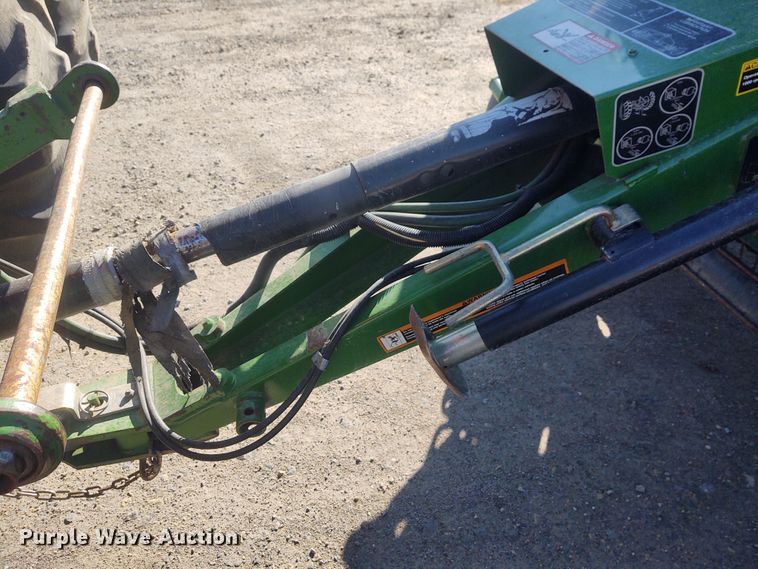 image for item FY9880 2010 John Deere 468  Mega Wide Plus round baler