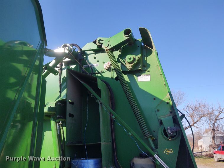 image for item FY9880 2010 John Deere 468  Mega Wide Plus round baler