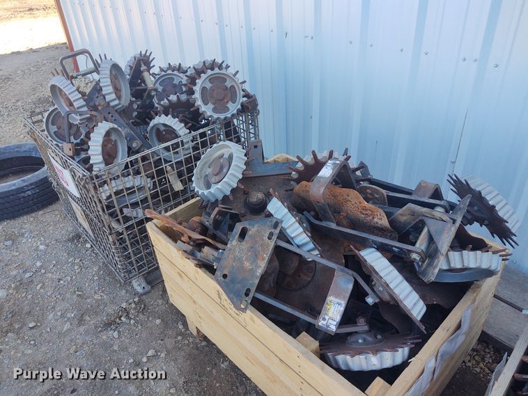 image for item FY9889 Planter and seeder parts