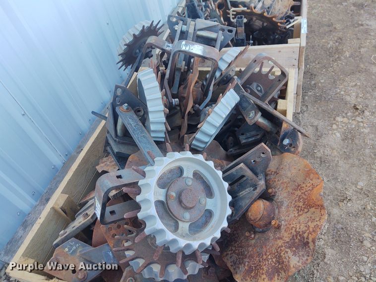 image for item FY9889 Planter and seeder parts