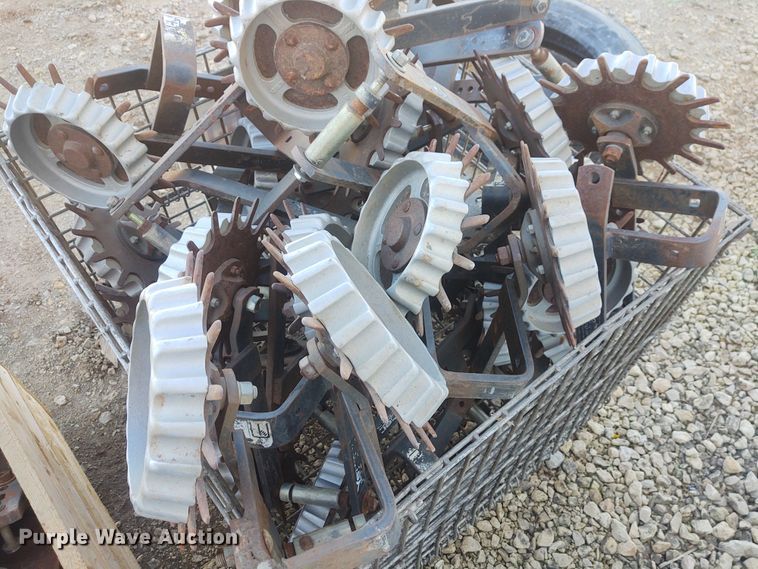 image for item FY9889 Planter and seeder parts