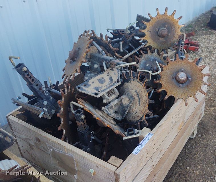 image for item FY9891 (16) Martin-Till row cleaners