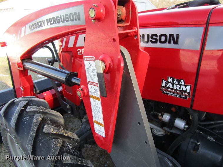 image for item GC9832 2012 Massey-Ferguson 2635  MFWD tractor