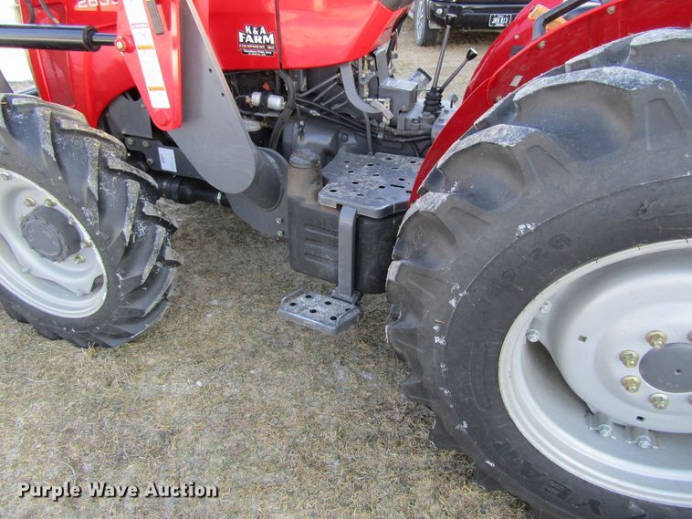 image for item GC9832 2012 Massey-Ferguson 2635  MFWD tractor