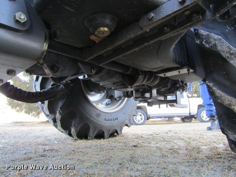 image for item GC9832 2012 Massey-Ferguson 2635  MFWD tractor