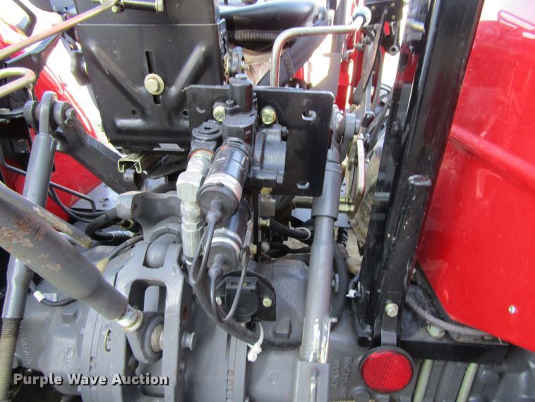 image for item GC9832 2012 Massey-Ferguson 2635  MFWD tractor