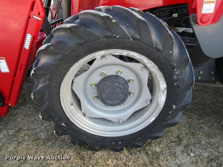 image for item GC9832 2012 Massey-Ferguson 2635  MFWD tractor