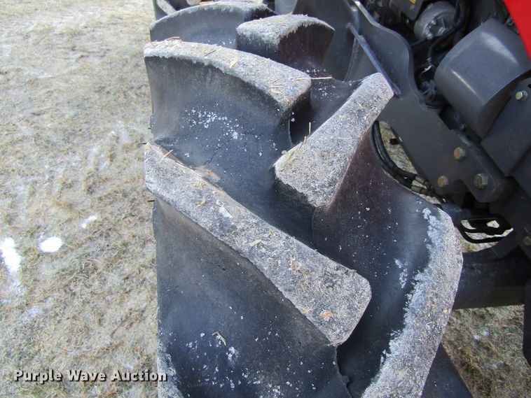 image for item GC9832 2012 Massey-Ferguson 2635  MFWD tractor