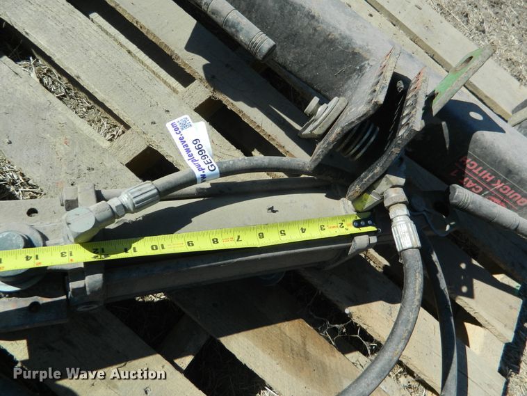 image for item GE9969 Speeco three point quick attach