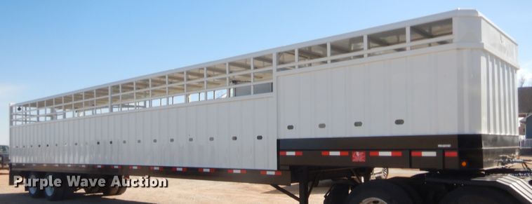 image for item HG9920 2005 Neville livestock trailer