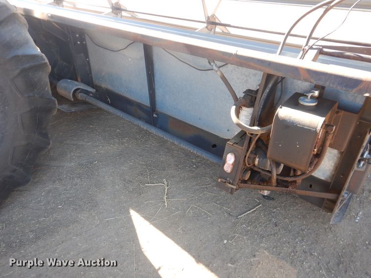 image for item HI9032 1988 Gleaner R50  combine