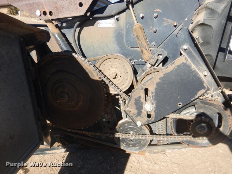 image for item HI9032 1988 Gleaner R50  combine