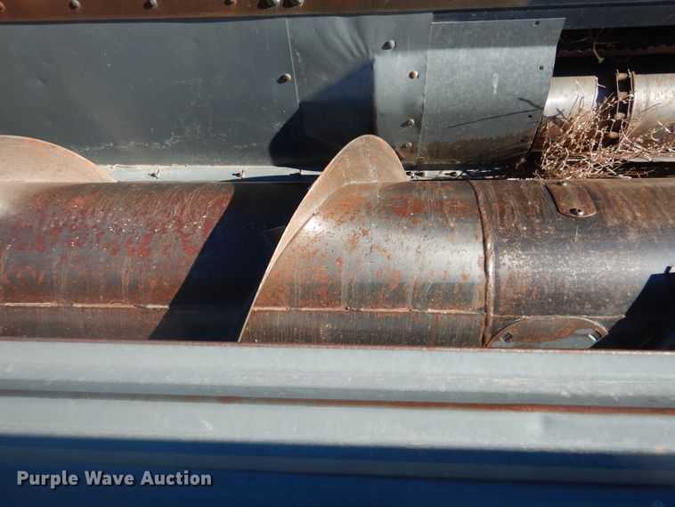 image for item HI9032 1988 Gleaner R50  combine