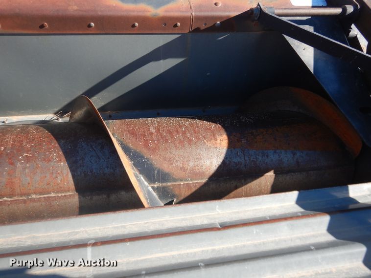 image for item HI9032 1988 Gleaner R50  combine