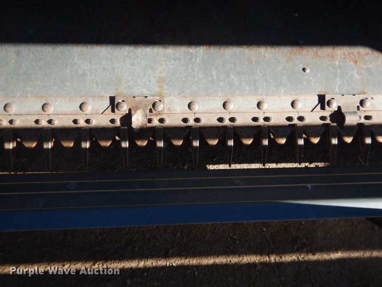 image for item HI9032 1988 Gleaner R50  combine