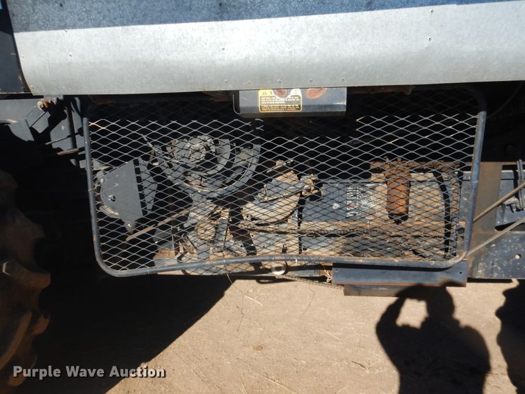 image for item HI9032 1988 Gleaner R50  combine