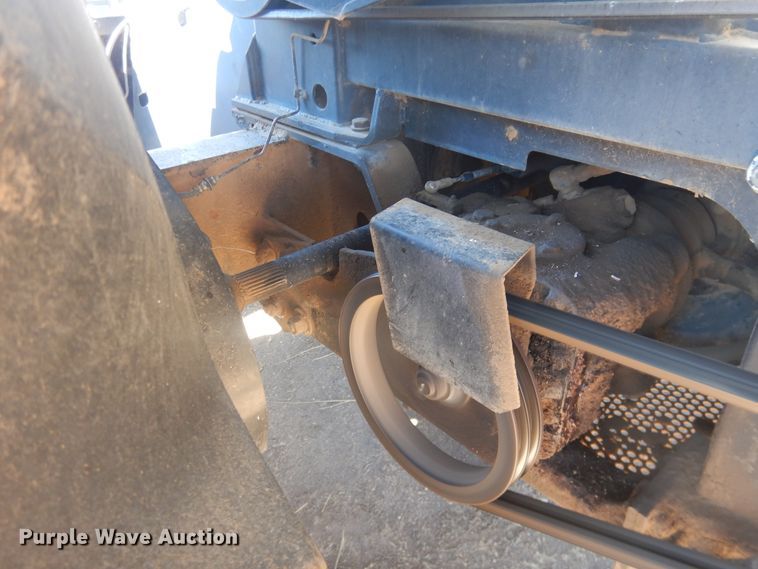 image for item HI9032 1988 Gleaner R50  combine