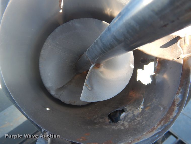 image for item HI9032 1988 Gleaner R50  combine