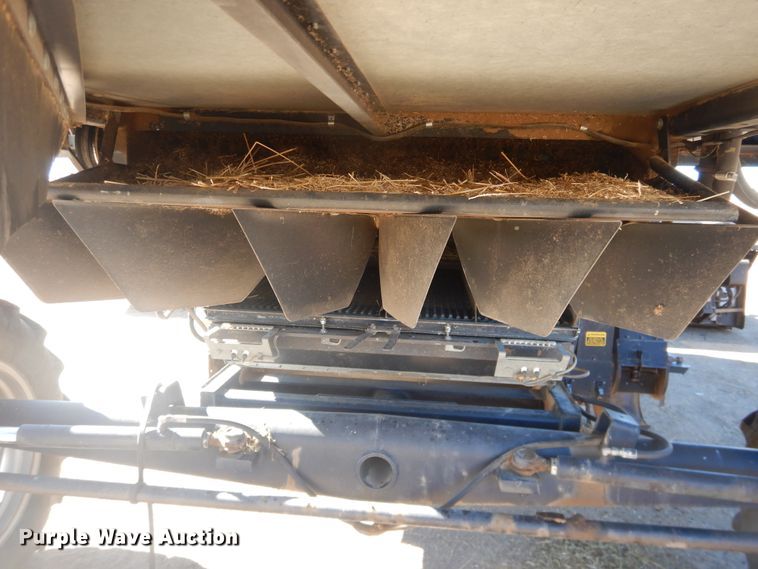 image for item HI9032 1988 Gleaner R50  combine