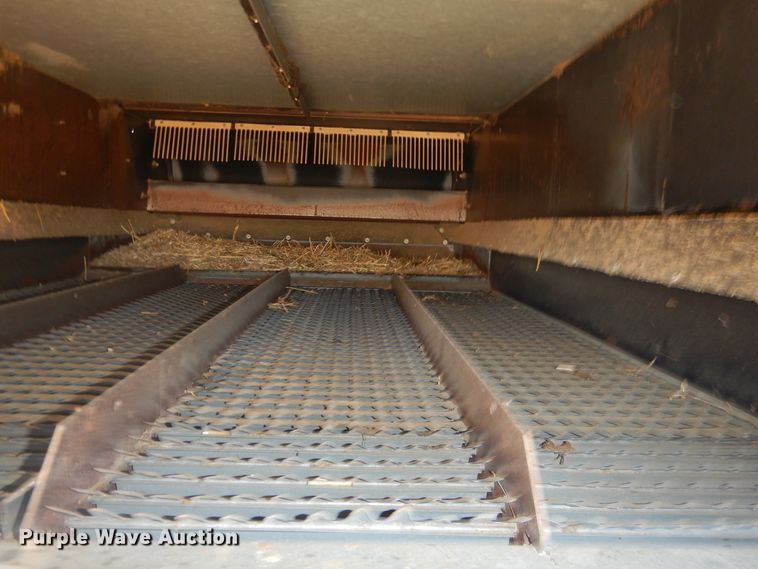 image for item HI9032 1988 Gleaner R50  combine