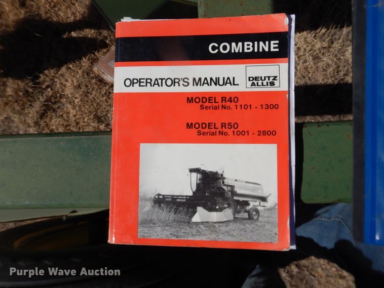 image for item HI9032 1988 Gleaner R50  combine