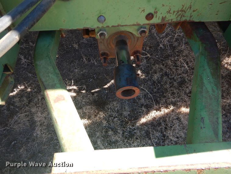 image for item HI9040 John Deere 7000  planter