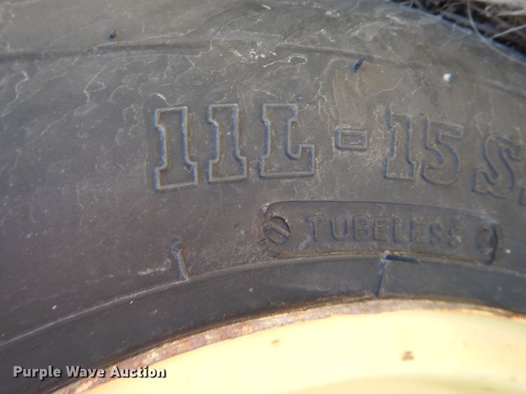 image for item HI9040 John Deere 7000  planter