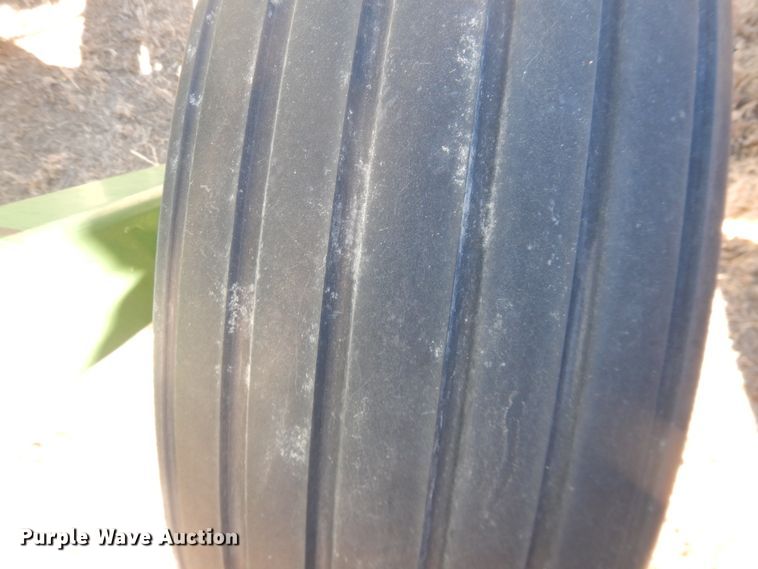 image for item HI9040 John Deere 7000  planter